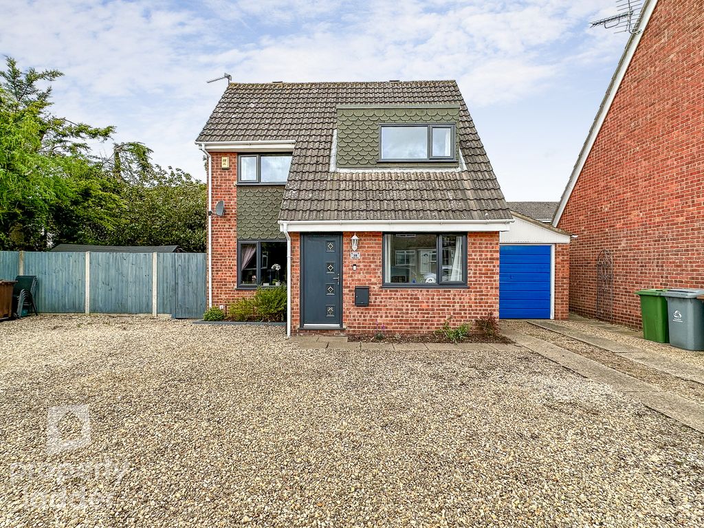 4 bed detached house for sale in Billing Close, Old Catton, Norwich NR6, £290,000