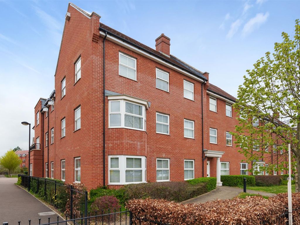 2 bed flat for sale in Bellamy House, Ashville Way, Wokingham, Berkshire RG41, £245,000