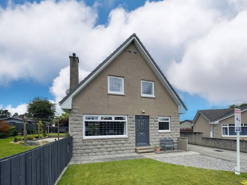 4 bed detached house for sale in Kingsford Road, Alford AB33, £265,000