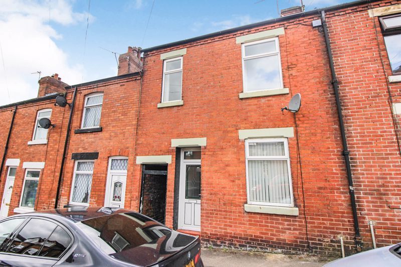3 bed terraced house for sale in Cruso Street, Leek, Staffordshire ST13, £135,000
