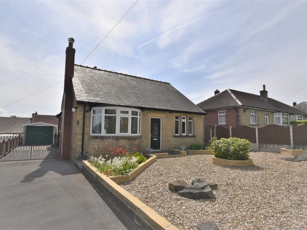 2 bed detached bungalow for sale in Foster Avenue, Beaumont Park, Huddersfield HD4, £250,000
