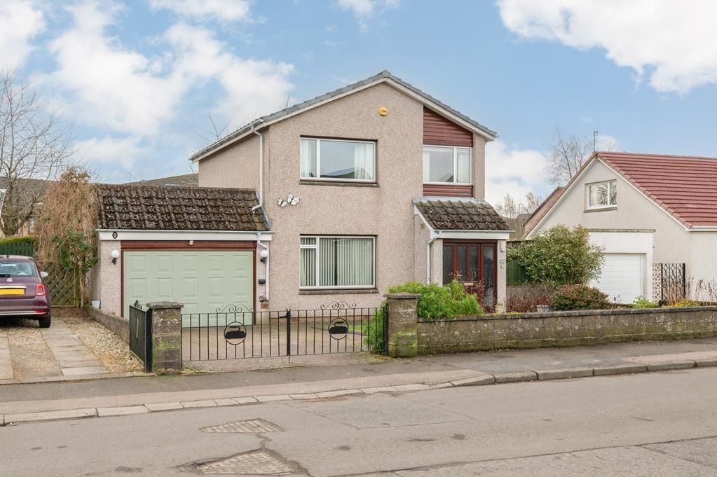 3 bed detached house for sale in St. Michaels Drive, Cupar KY15, £280,000