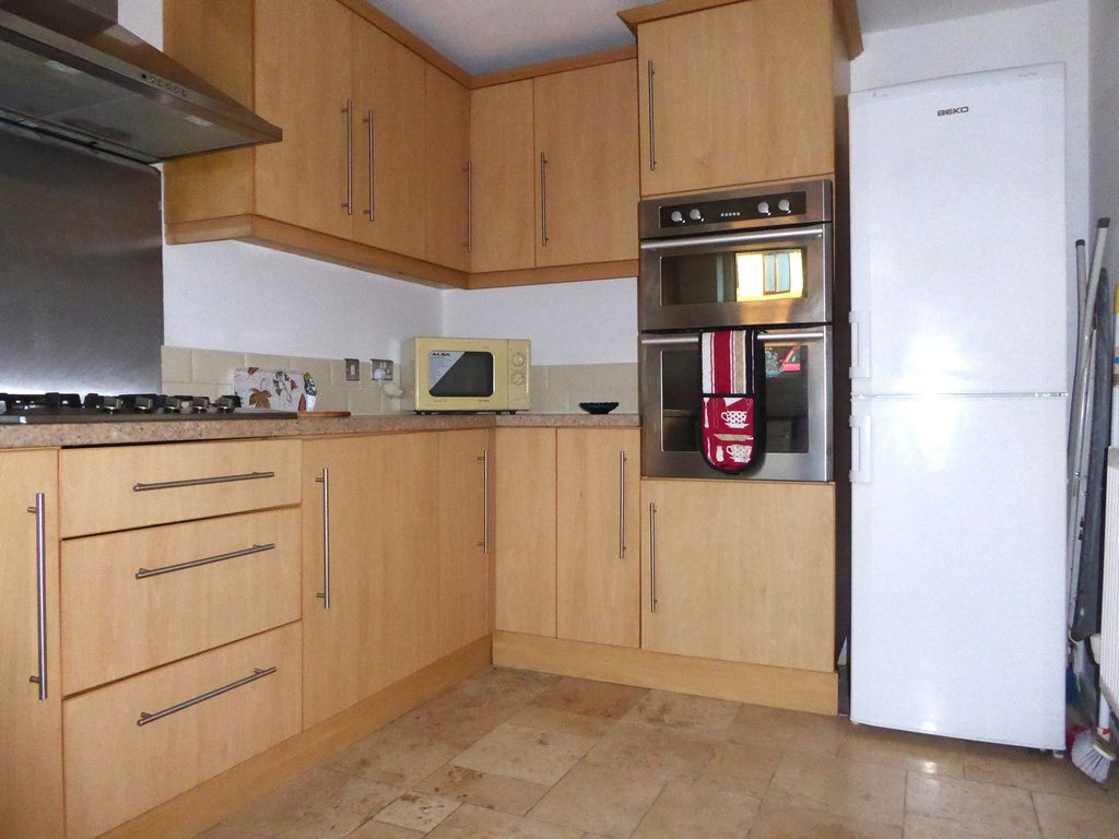 3 bed property for sale in Rowans Lane, Bryncethin, Bridgend. CF32, £165,000