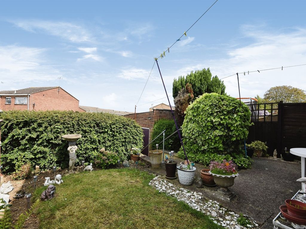 3 bed end terrace house for sale in Panfield Lane, Braintree CM7, £260,000