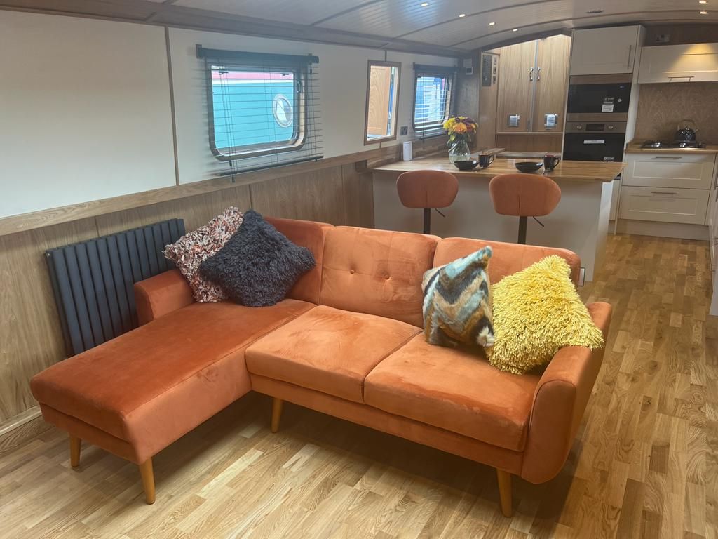 1 bed houseboat for sale in Packet Boat Marina, Packet Boat Lane, Uxbridge UB8, £180,000