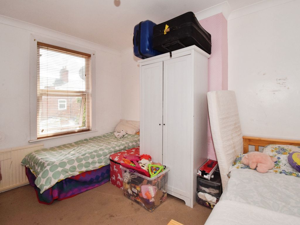 2 bed terraced house for sale in Bassett Street, Leicester, Leicestershire LE3, £170,000