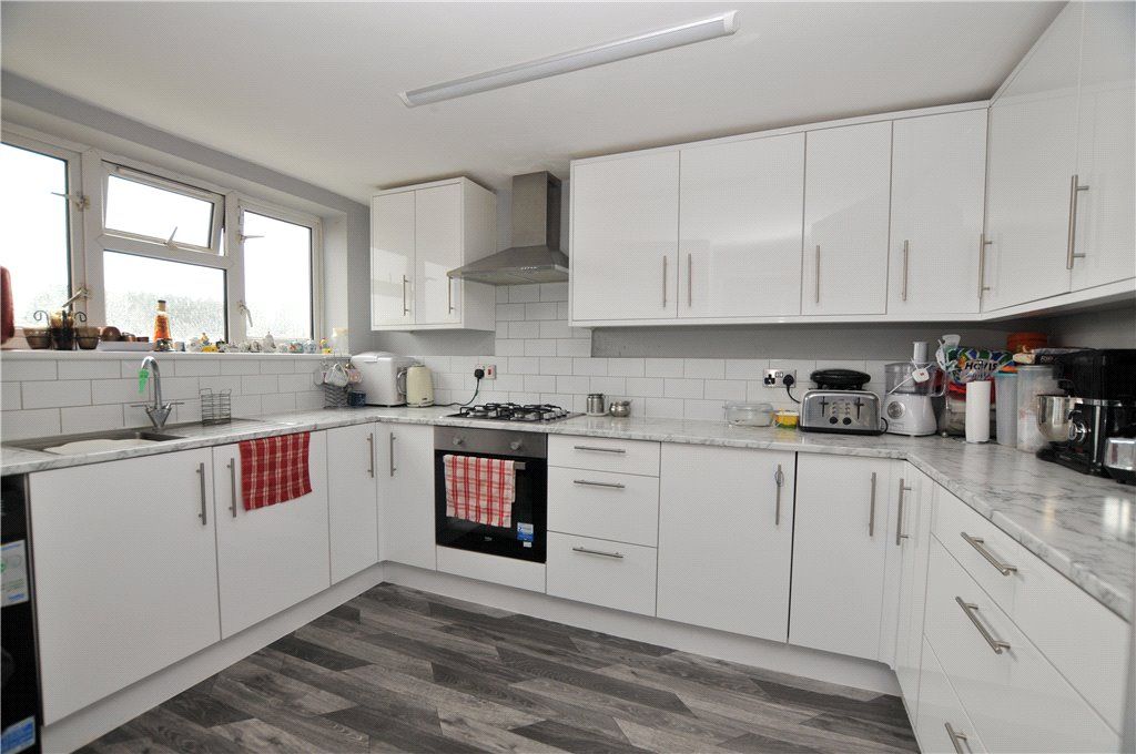 3 bed flat for sale in Conies Road, Halstead, Essex CO9, £200,000