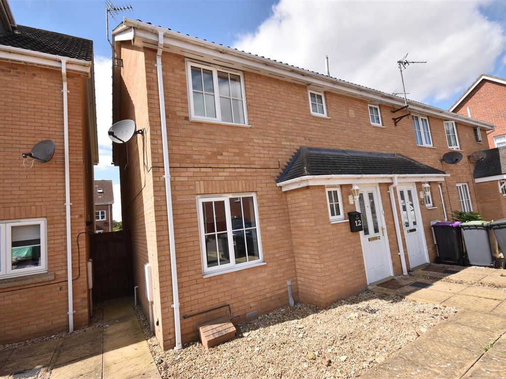 3 bed end terrace house for sale in Wheat Grove, Sleaford NG34, £185,000