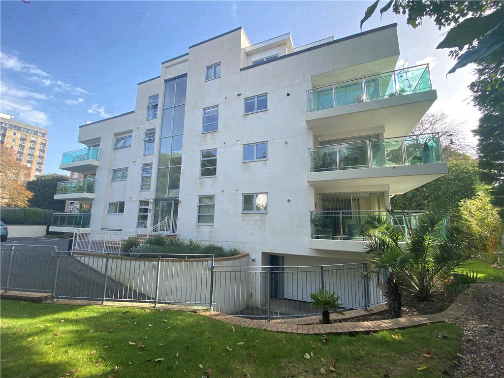 2 bed flat for sale in Seldown Road, Poole, Dorset BH15, £295,000