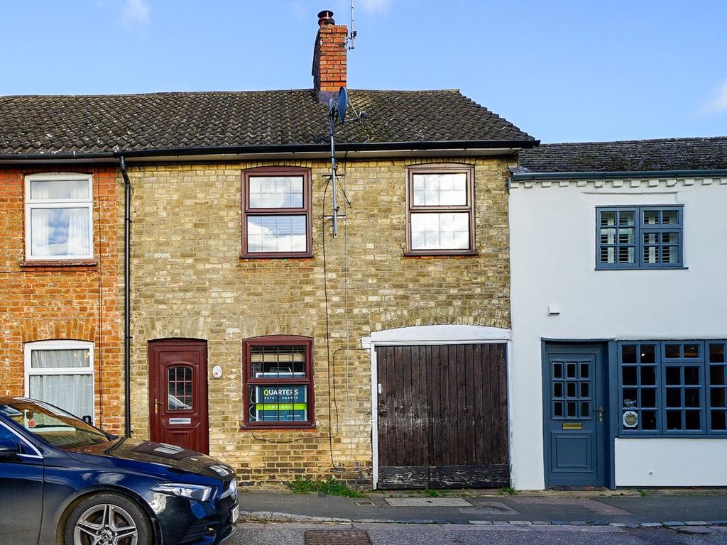 2 bed terraced house for sale in High Street, Wing, Leighton Buzzard LU7, £225,000