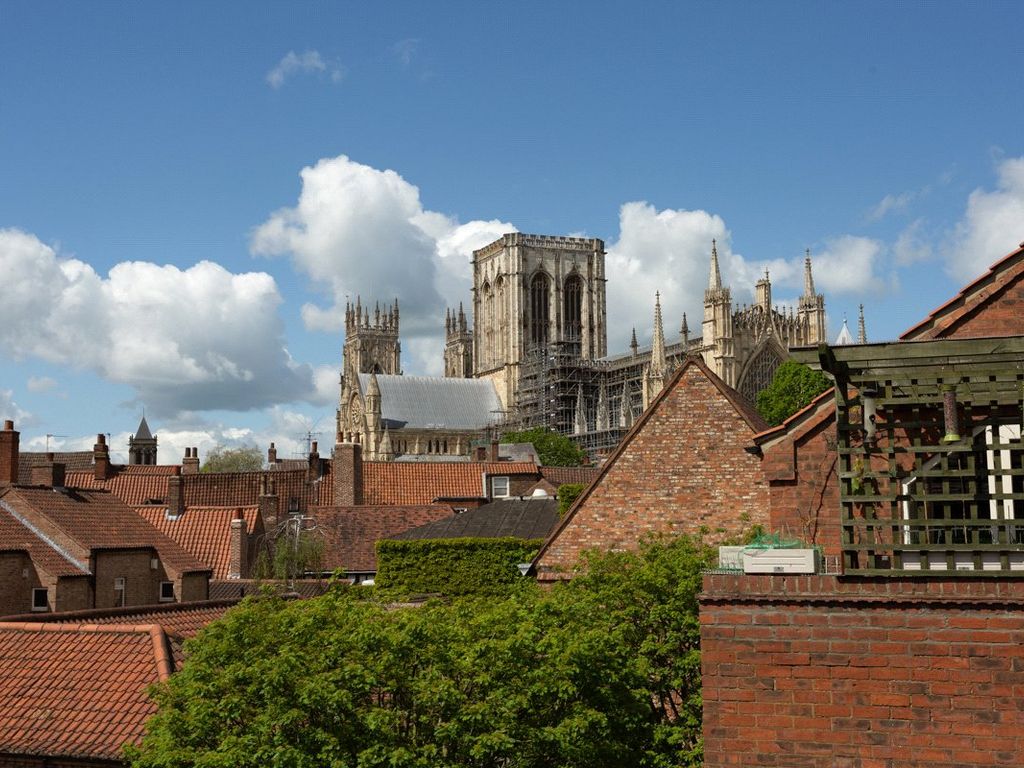 2 bed flat for sale in St. Andrewgate, York, North Yorkshire YO1, £225,000