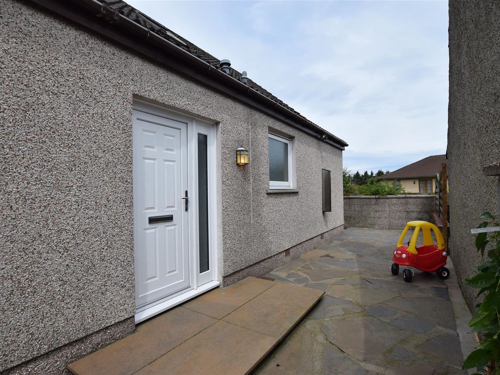 3 bed detached bungalow for sale in Heatherdene, Thurso Road, Wick KW1, £185,000