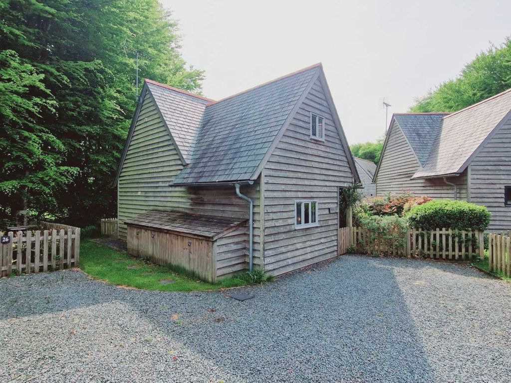 3 bed lodge for sale in Inny Vale, Camelford PL32, £275,000
