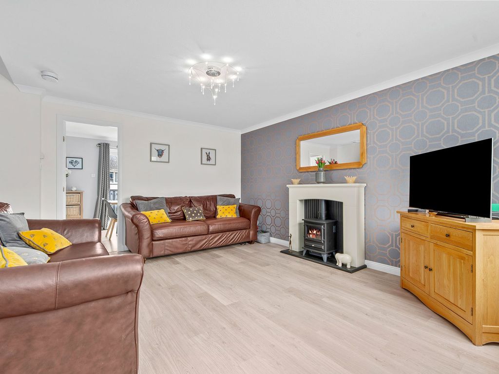3 bed detached house for sale in Culduie Circle, Polmont FK2, £230,000