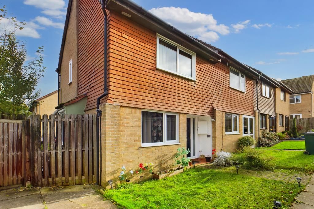 2 bed property for sale in Poynings Road, Ifield, Crawley RH11, £250,000