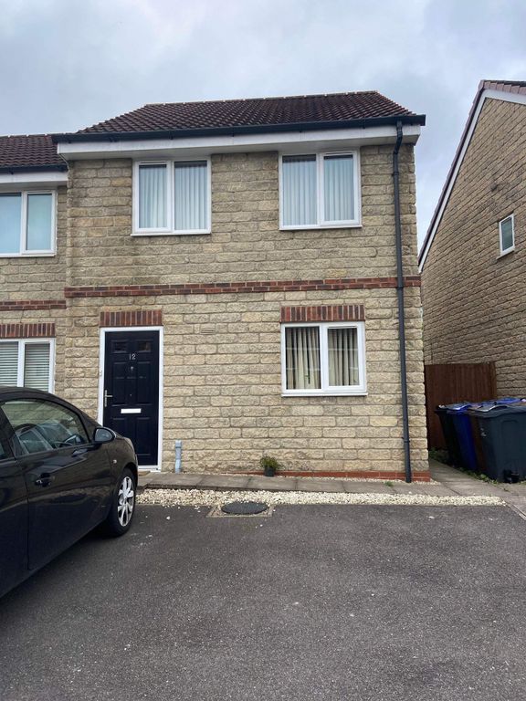 3 bed end terrace house for sale in Kendray, Barnsley S70, £120,000