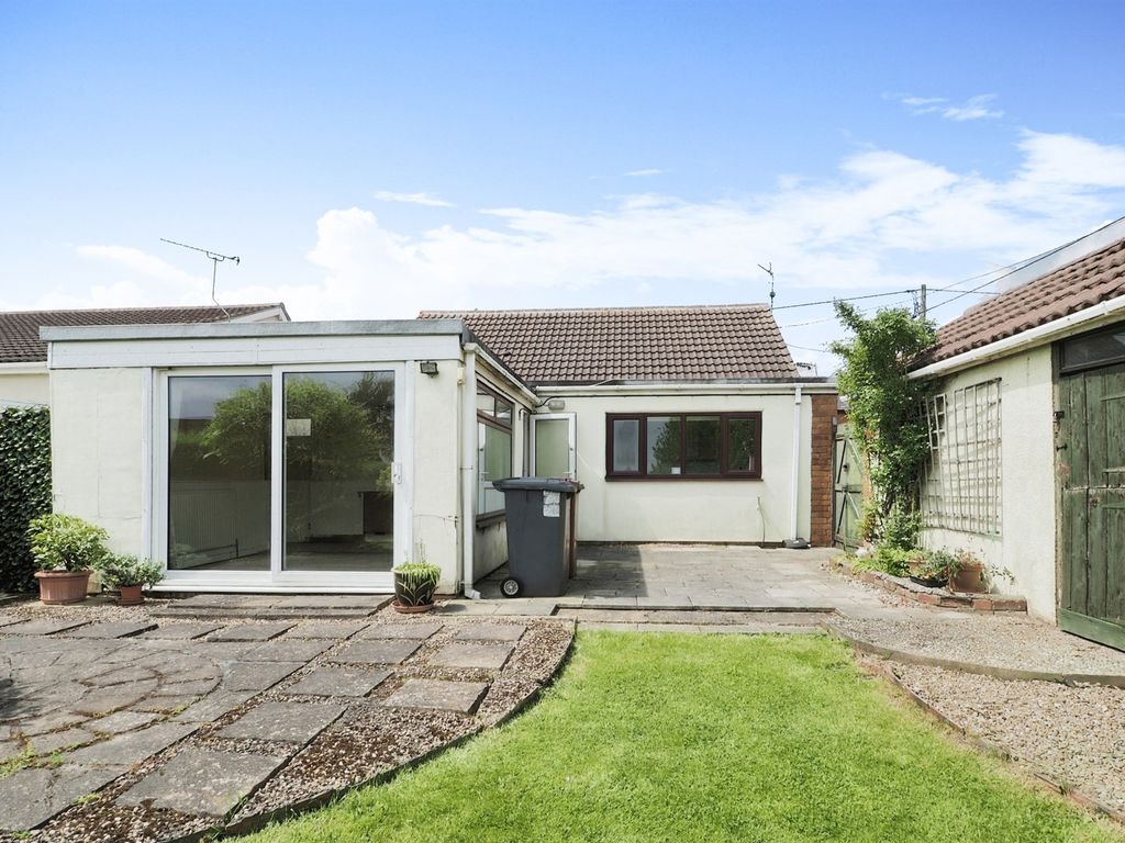 2 bed detached bungalow for sale in Neap House Road, Gunness, Scunthorpe DN15, £120,000