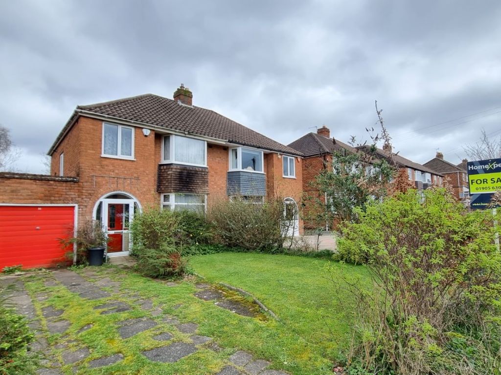 3 bed semi-detached house for sale in Merevale Road, Solihull B92, £300,000