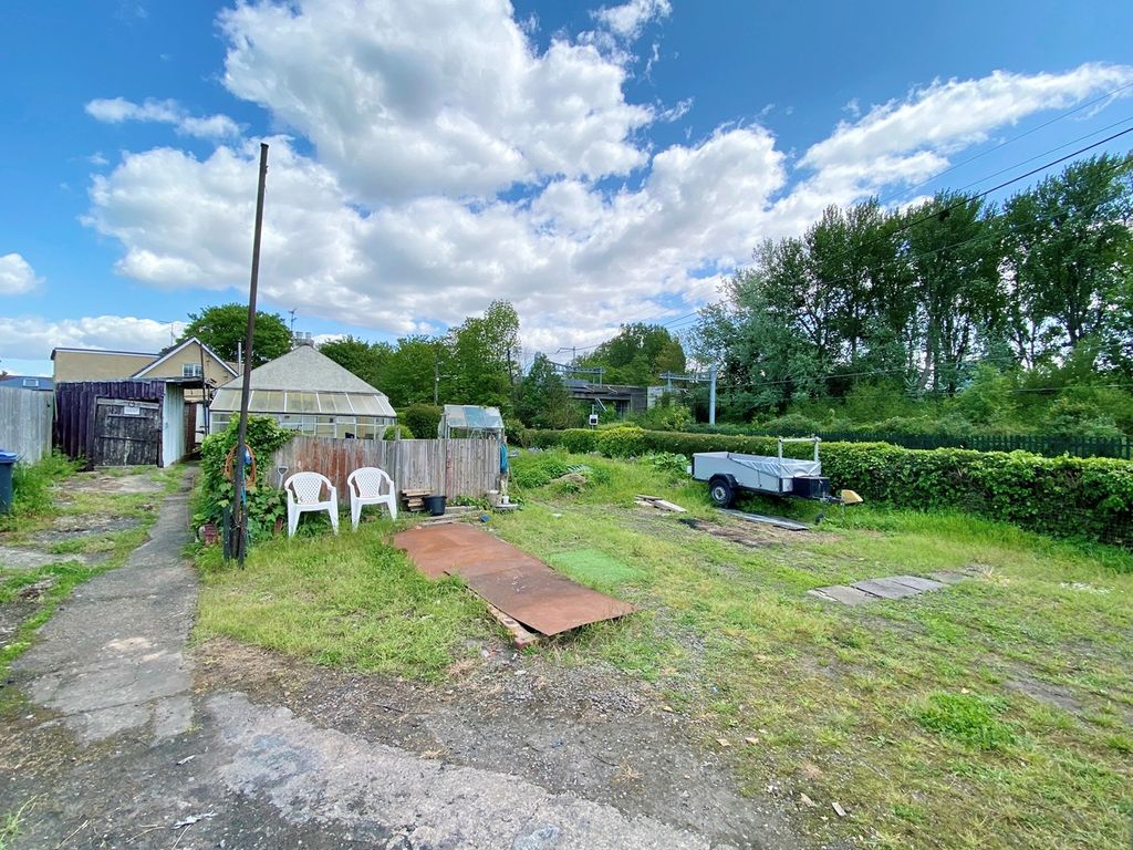 3 bed bungalow for sale in Bishton, Newport NP18, £300,000