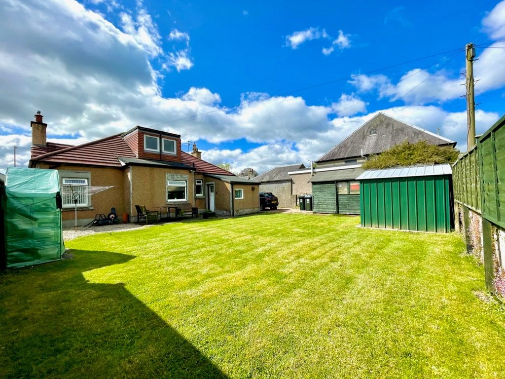 4 bed detached bungalow for sale in 4 Muirpark Road, Kinross, Kinross-Shire KY13, £312,000