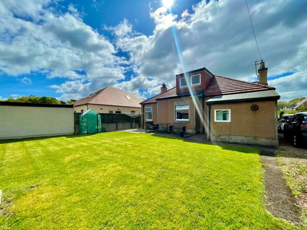 4 bed detached bungalow for sale in 4 Muirpark Road, Kinross, Kinross-Shire KY13, £312,000