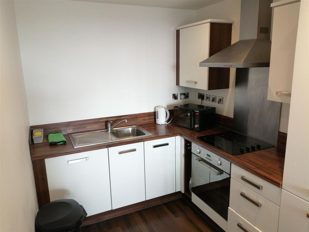 1 bed flat for sale in Sackville Street, Barnsley S70, £110,000