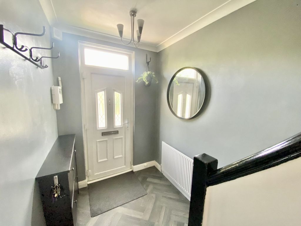 3 bed semi-detached house for sale in Gleadless Road, Sheffield S2, £229,950