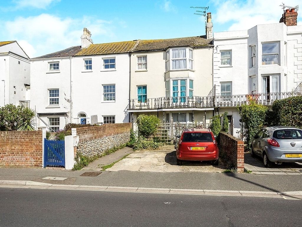 3 bed flat for sale in West Street, Bognor Regis, West Sussex PO21, £260,000