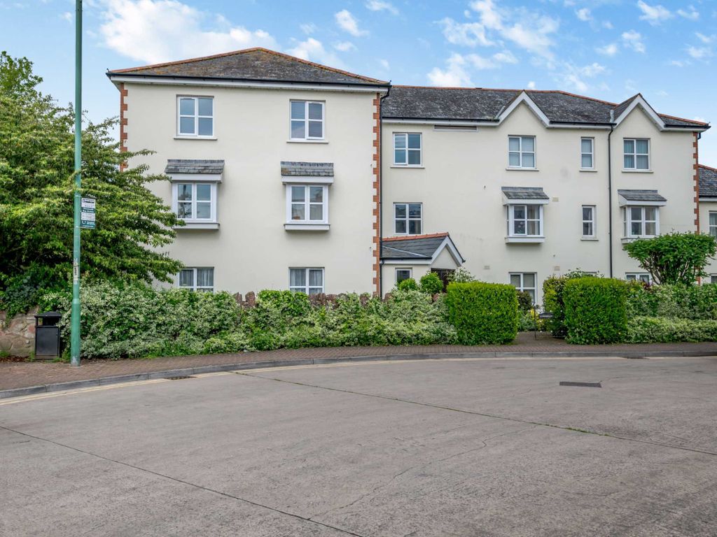 1 bed flat for sale in Kingsmead Court, The Oldway Centre, Monmouth, Monmouthshire NP25, £155,000