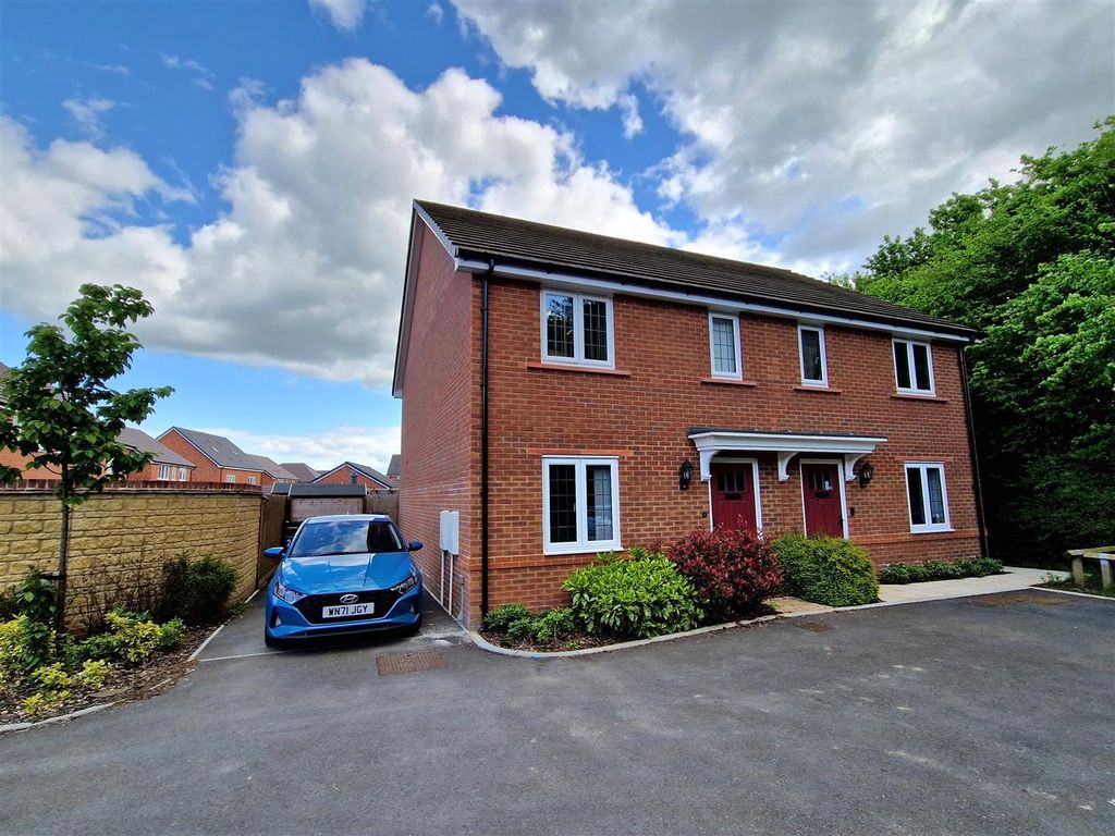 3 bed semi-detached house for sale in Deere Avenue, Chippenham SN14, £221,250