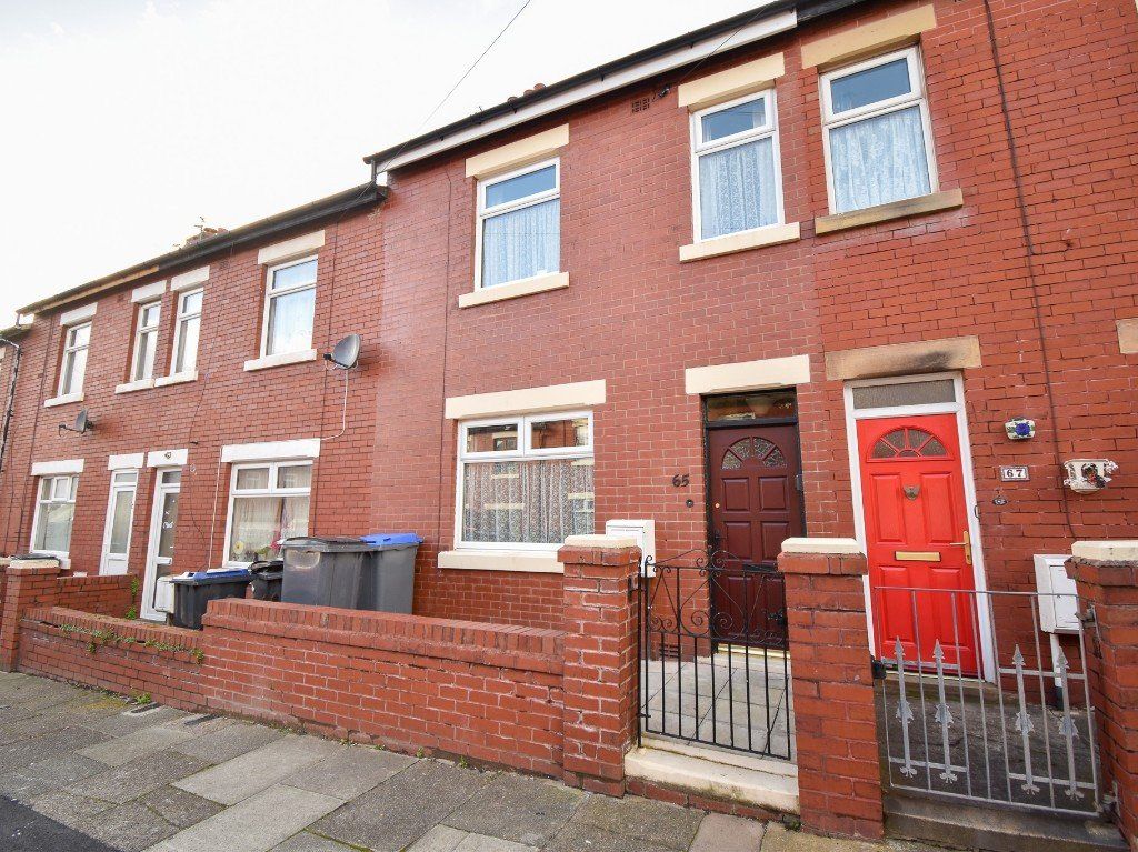 3 bed terraced house for sale in Sharow Grove, Blackpool FY1, £89,950