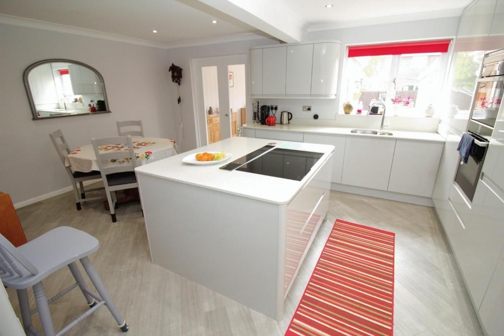 4 bed detached house for sale in Fraser Close, Deeping St James, Market Deeping PE6, £315,000