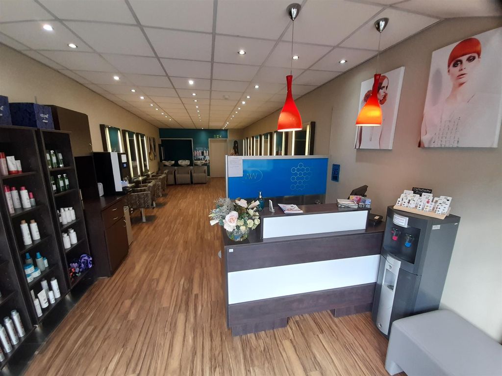 Commercial property for sale in Hair Salons HG5, North Yorkshire, £80,000