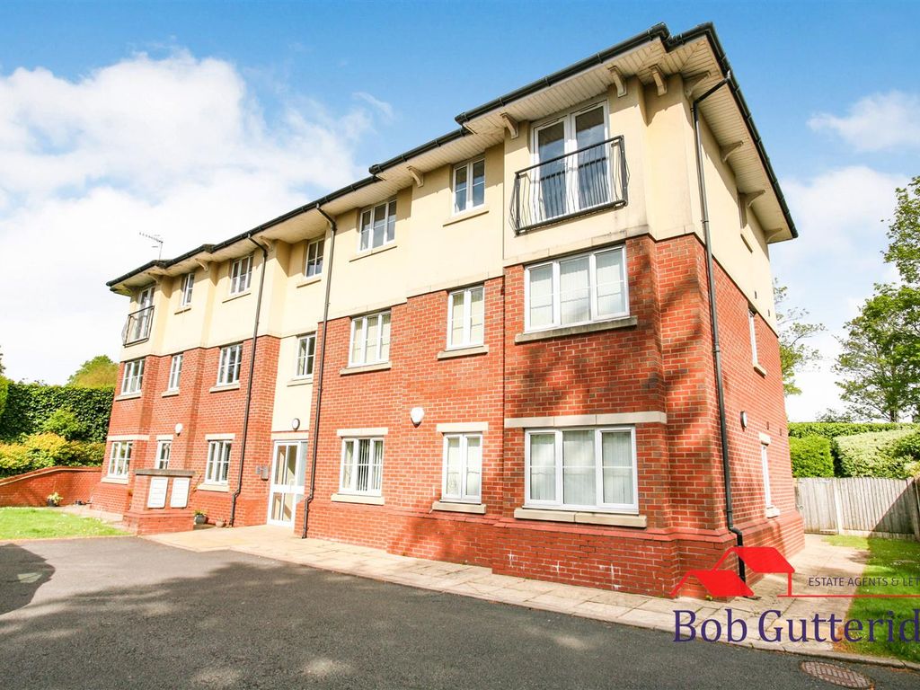 2 bed flat for sale in Parklands House, Second Avenue, Newcastle ST5, £95,000