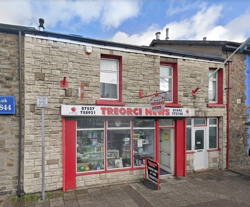 Retail premises for sale in High Street, Treorchy CF42, £25,000