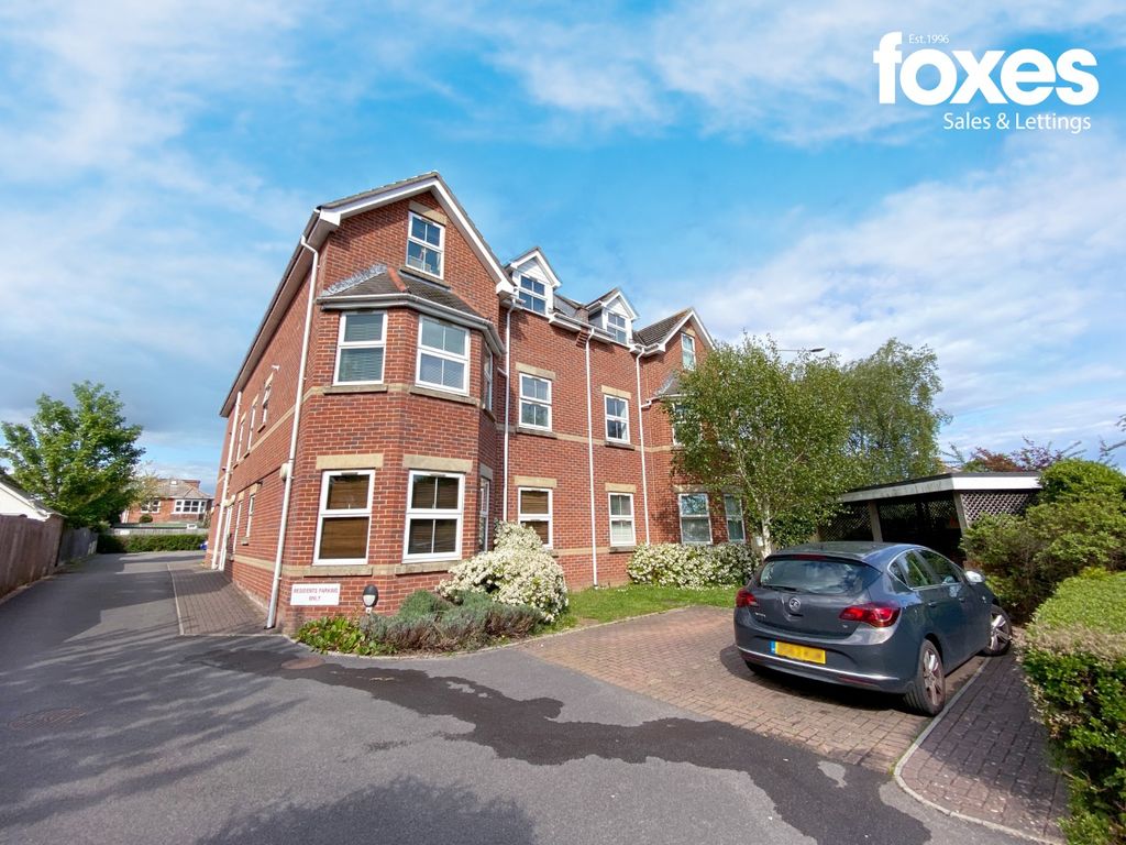 1 bed flat for sale in Lukas Court, 19 Ophir Road, Bournemouth, Dorset BH8, £150,000