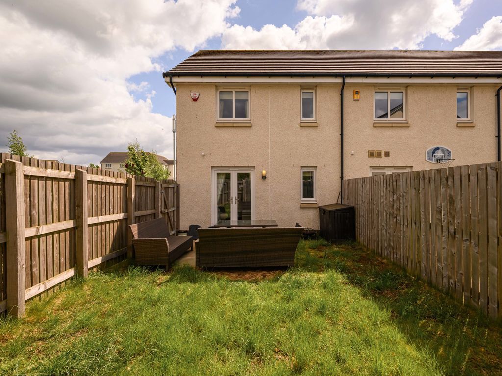 3 bed property for sale in 5 Balneil Place, Kirkliston EH29, £220,000