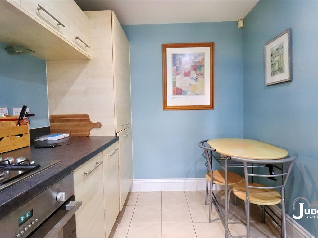 2 bed flat for sale in Mill View, Anstey, Leicester LE7, £180,000