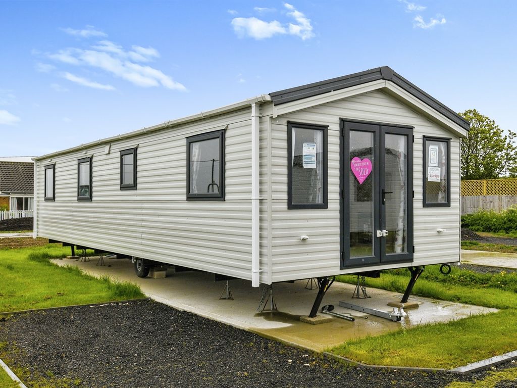 3 bed mobile/park home for sale in Sea Lane, Huttoft, Alford LN13, £35,995