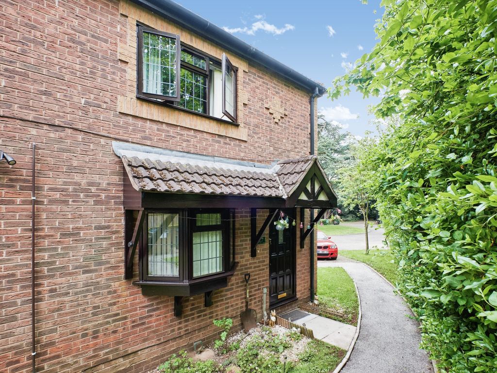1 bed detached house for sale in The Cedars, Birmingham, West Midlands B25, £140,000