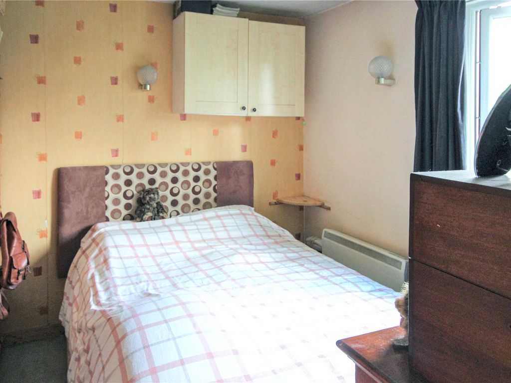 1 bed flat for sale in Estelle Park, Eastville BS5, £160,000