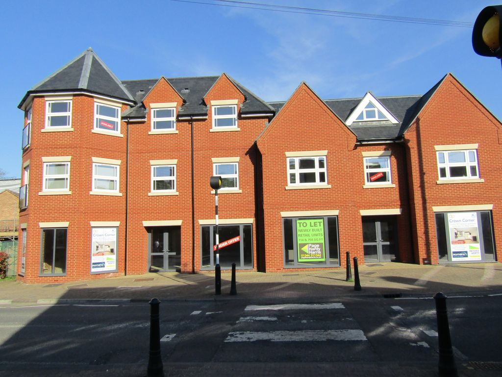 Commercial property for sale in Crown Corner, High Street, Crowthorne RG45, £425,000