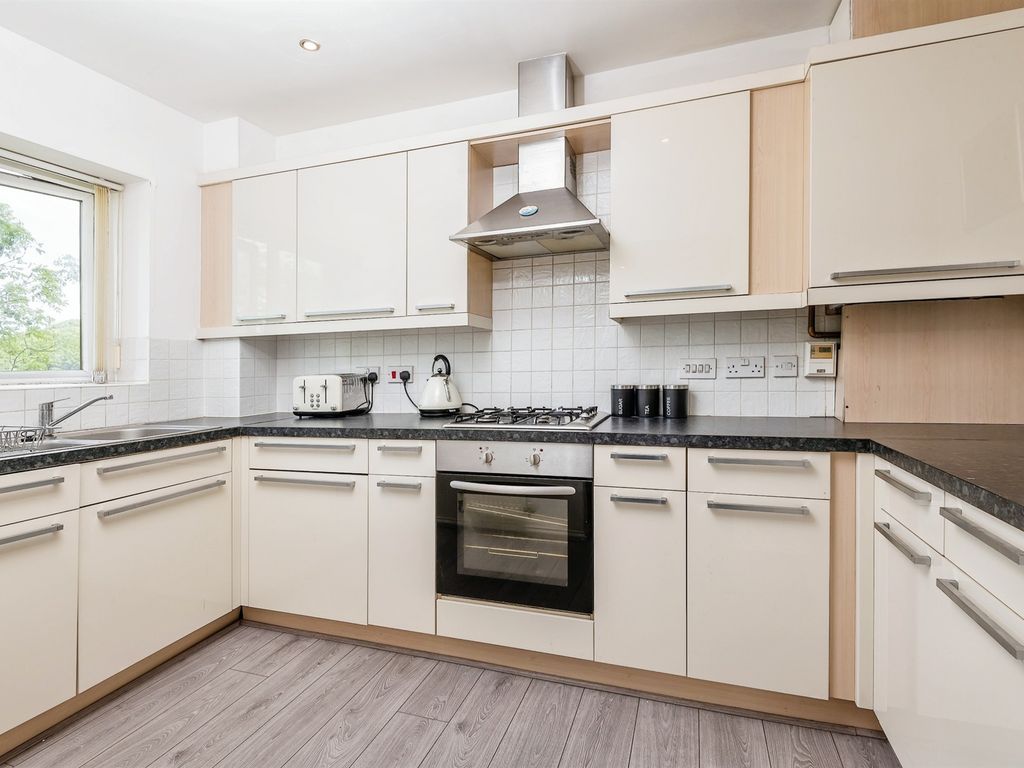 2 bed flat for sale in Greenlea Court, Dalton, Huddersfield HD5, £100,000
