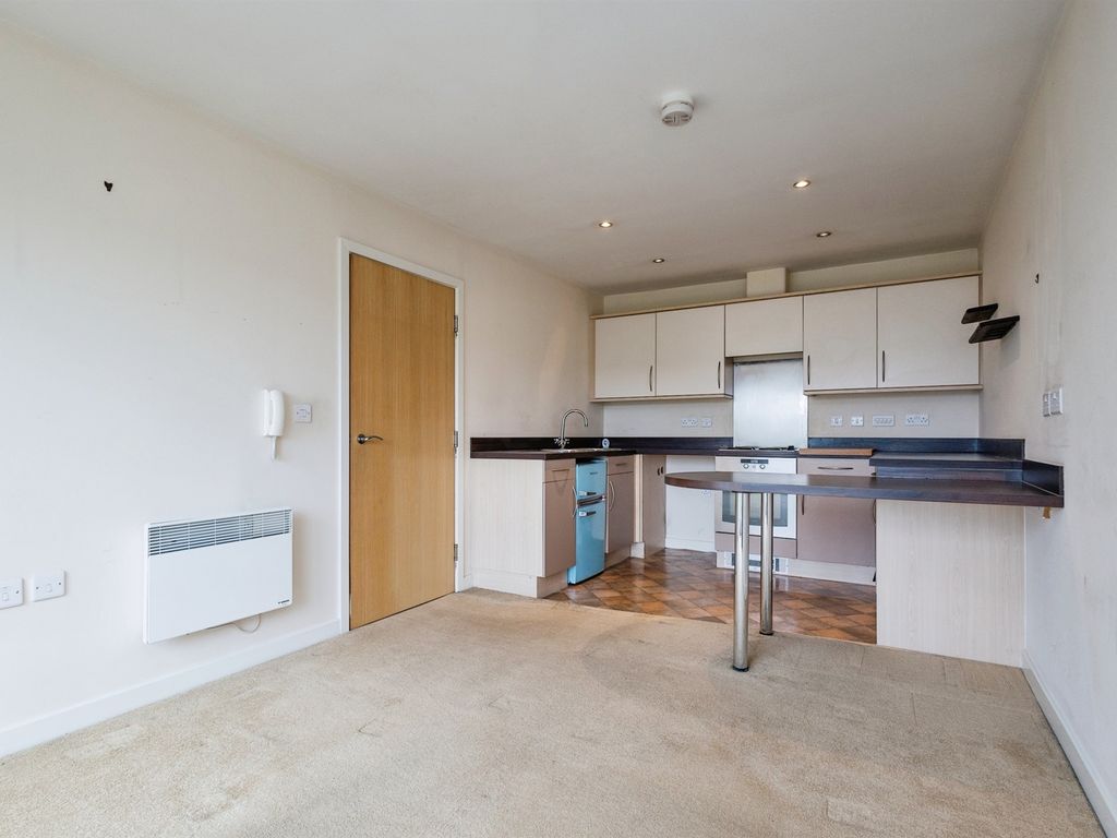 1 bed flat for sale in Maddren Way, Middlesbrough TS5, £50,000
