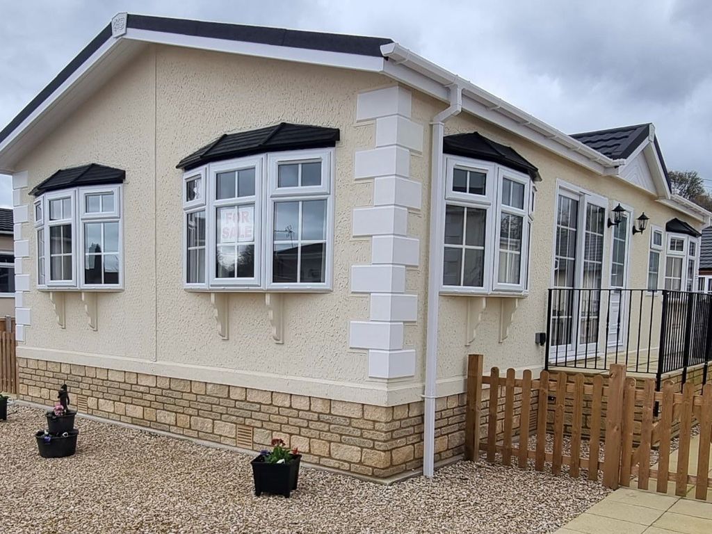 2 bed mobile/park home for sale in Primrose Hill, Charlton Mackrell Nr Somerton TA11, £199,950