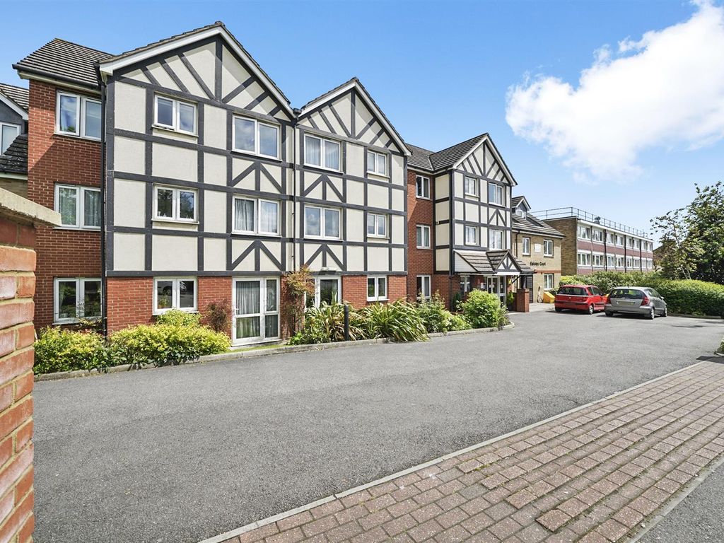 2 bed flat for sale in Watford Road, Wembley HA0, £210,000