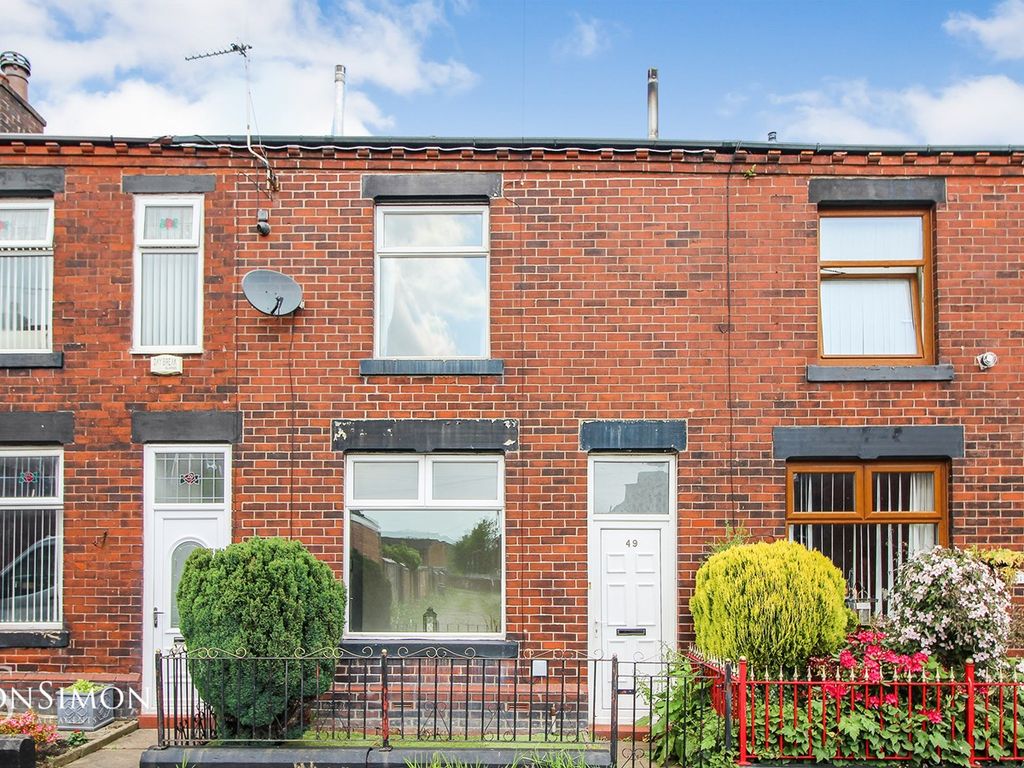 2 bed terraced house for sale in Percy Street, Bury BL9, £125,000