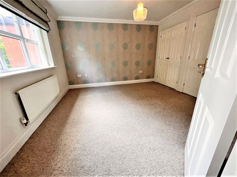 2 bed flat for sale in Birmingham Road, 152334 B72, £167,500