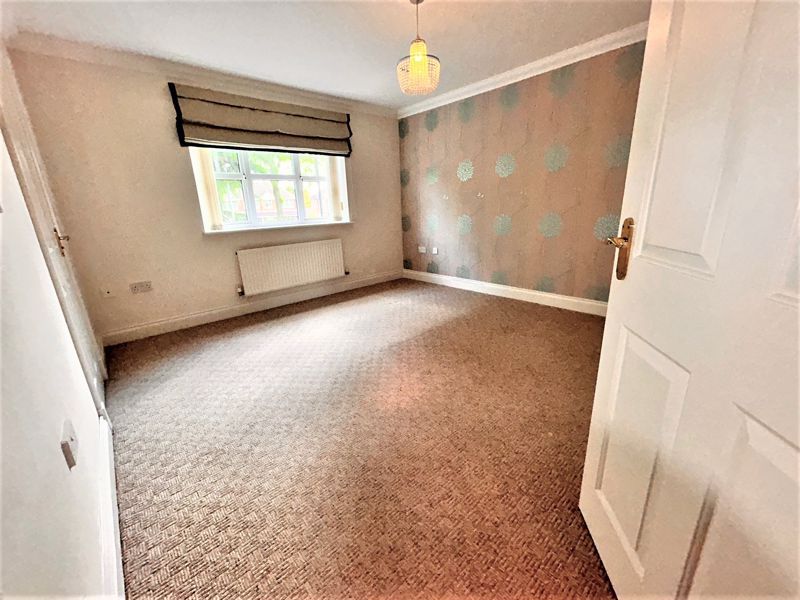 2 bed flat for sale in Birmingham Road, 152334 B72, £167,500