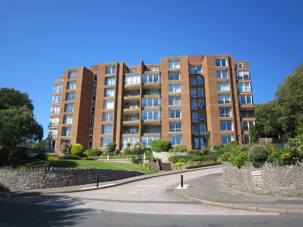 3 bed flat for sale in Middle Warberry Road, Torquay TQ1, £325,000